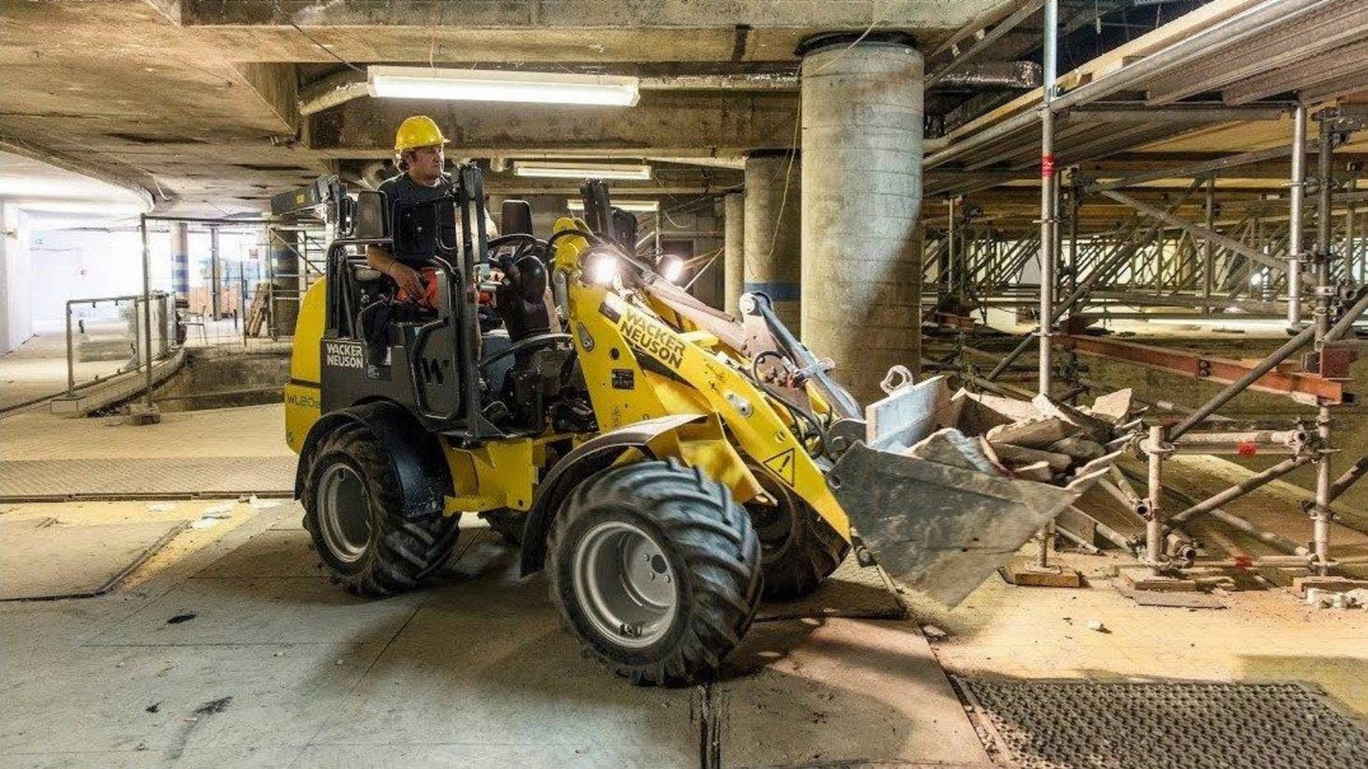 Det er virksomheden GSV Materieludlejning, der udlejer maskiner som denne eldrevne traktor, som nu har indgået en 15-årige lejekontrakt. | Foto: PR / GSV Materieludlejning