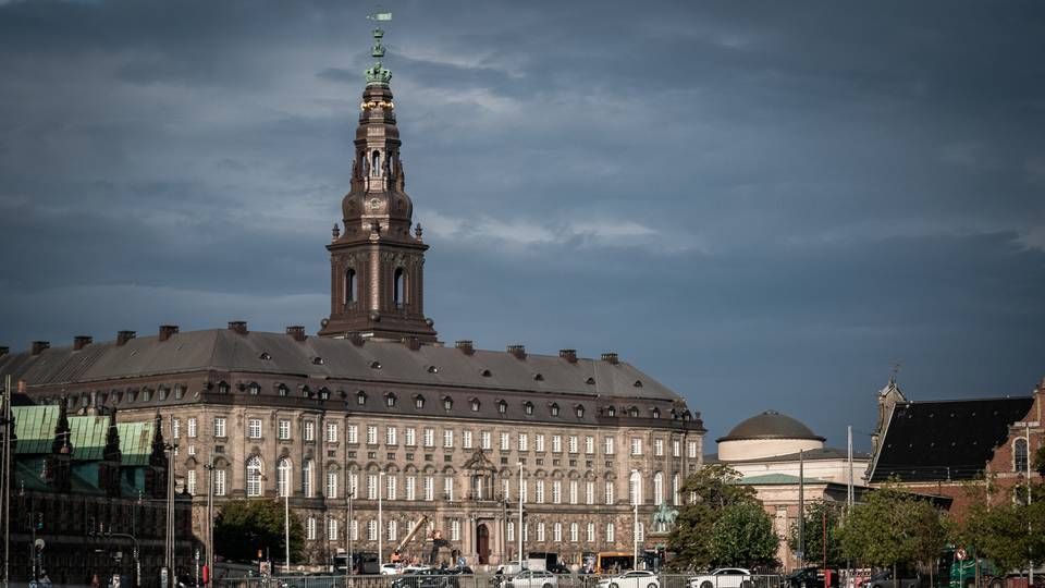 Debatten om sexisme brager også løs over Christiansborg. | Foto: Emil Helms/Ritzau Scanpix