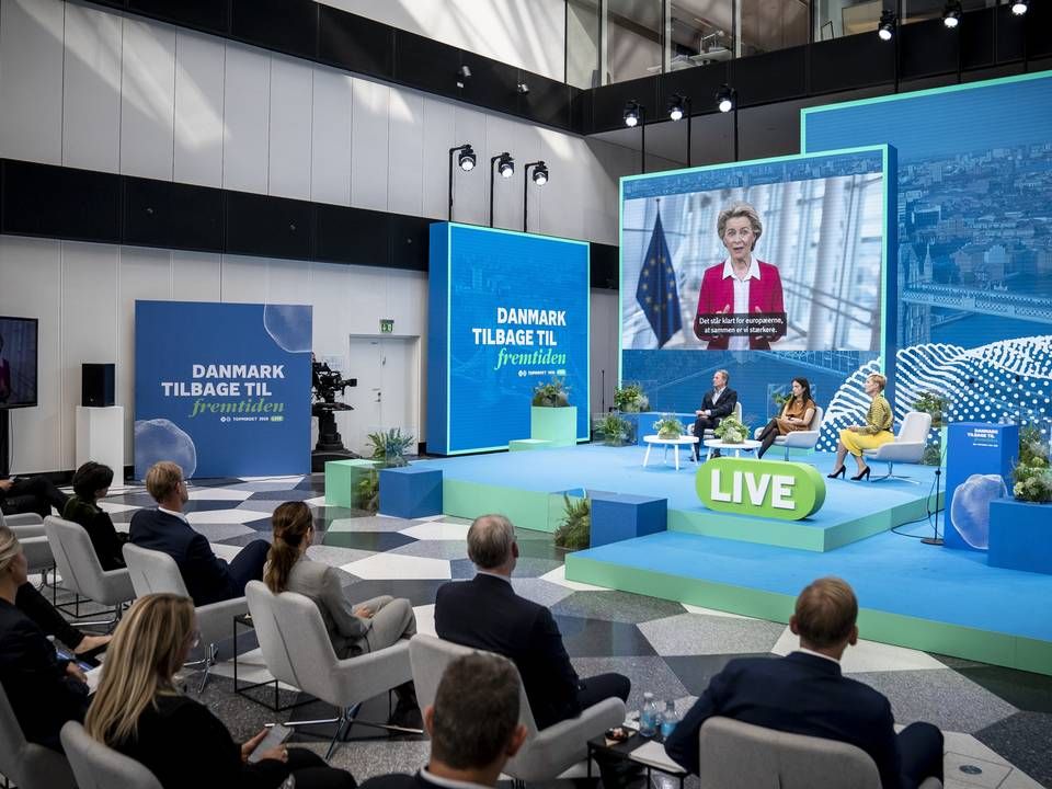 EU-Kommissionens formand, Ursula von der Leyen, deltog ved DIs topmøde via skærm. | Foto: Mads Claus Rasmussen/dataref-'{CREDIT}
