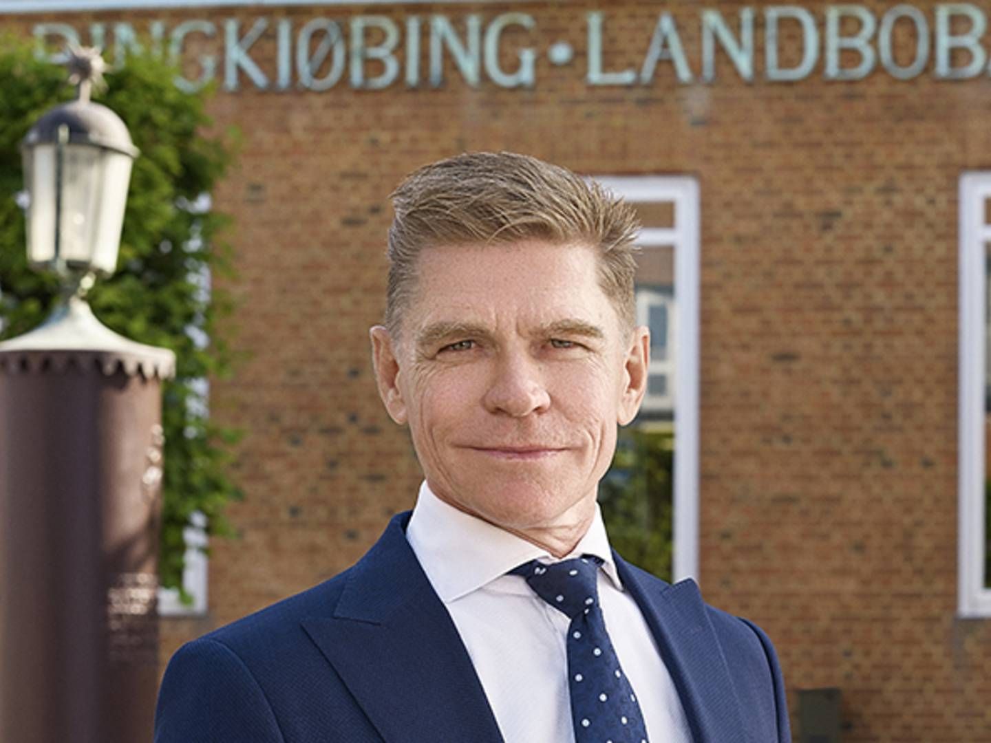 Adm. direktør i Ringkjøbing Landbobank, John Fisker, kan få svært ved at skrue op for udlånet i månederne, der kommer. | Foto: Ringkøbing Landbobank/PR