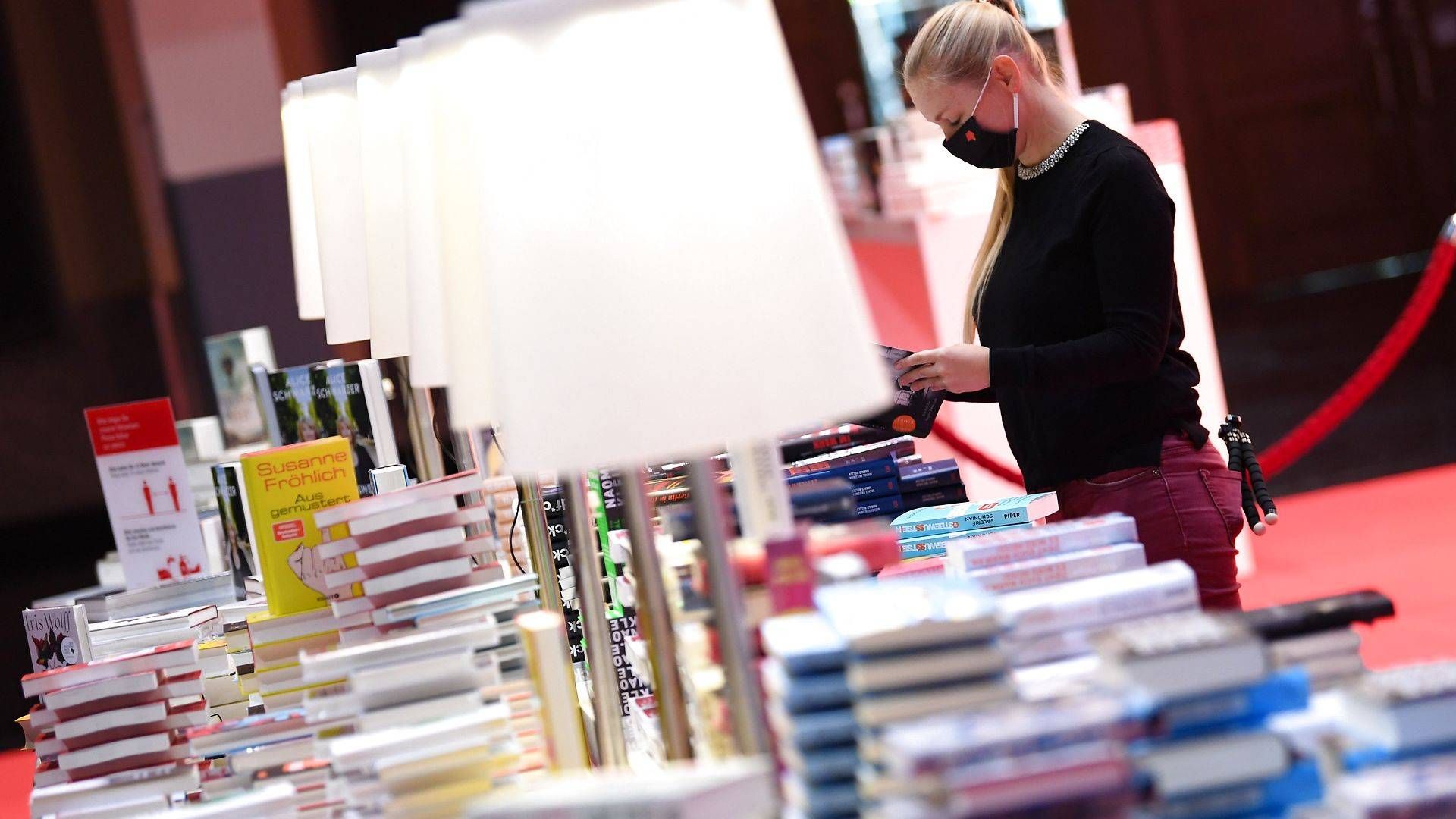 Årets afvikling af bogmessen i Frankfurt har været præget af coronapandemien. | Foto: Arne Dedert/AFP/Ritzau Scanpix