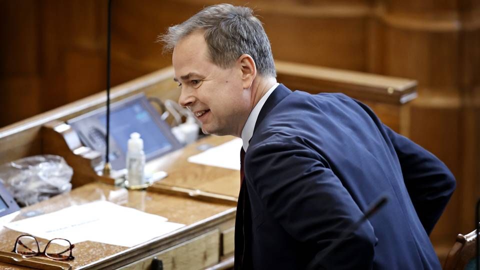 Finansminister Nicolai Wammen (S) vil have flere i arbejde "uden brug af gulerod eller pisk". | Foto: Jens Dresling/Ritzau Scanpix