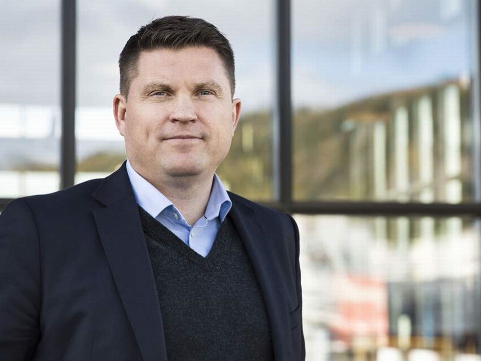 Administrerende direktør Trond Lars Nydal i Sparebanken Møre har fått testet onboarding-prosessen i banken. | Foto: Sparebanken Møre