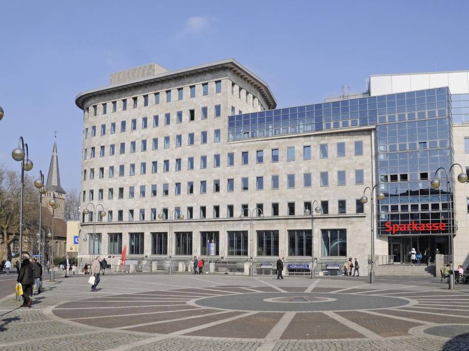 Gebäude der Sparkasse Bochum am Dr-Ruer-Platz in der Bochumer Innenstadt | Foto: picture alliance/imageBROKER