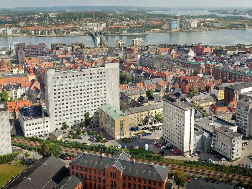 Luftfoto af det nu solgte Sygehus Nord i det centrale Aalborg. | Foto: PR / EDC