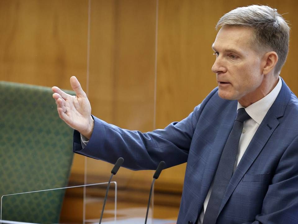 Formand for Dansk Folkeparti Kristian Thulesen Dahl kræver, at Mogens Jensen (S) trækker sig som fødevareminister. | Foto: Jens Dresling/Ritzau Scanpix