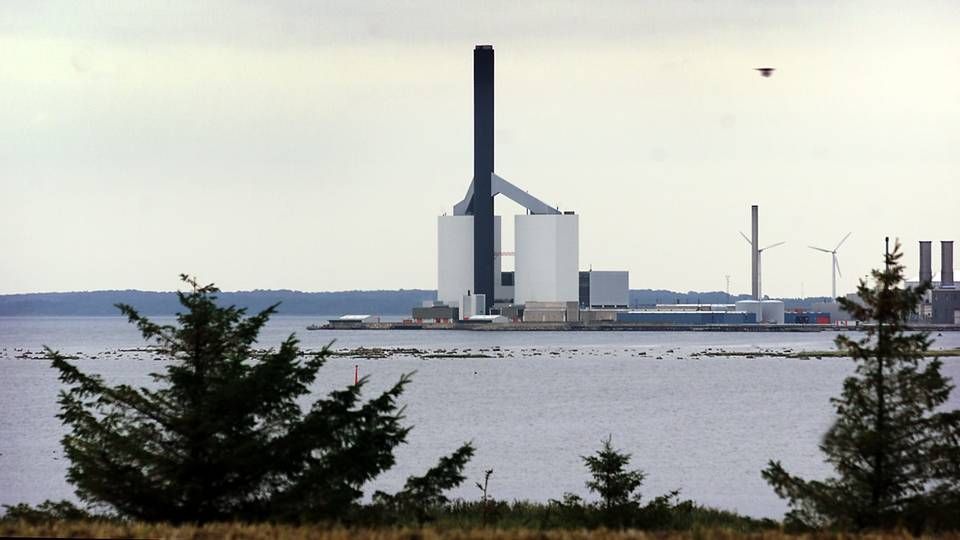 I sin tid var Kyndbyværket ved Isefjord det største kraftværk i Danmark. I dag fungerer det som reserveanlæg, og når det ikke er til rådighed stiger priserne på systemydelserne i Østdanmark voldsomt. | Foto: Morten Langkilde