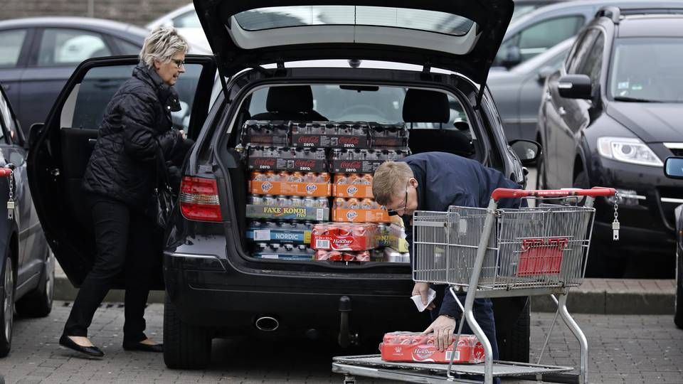 Ifølge en ny analyse fra Dansk Erhverv handler danskerne for flere milliarder i grænsebutikkerne. | Foto: Jens Dresling