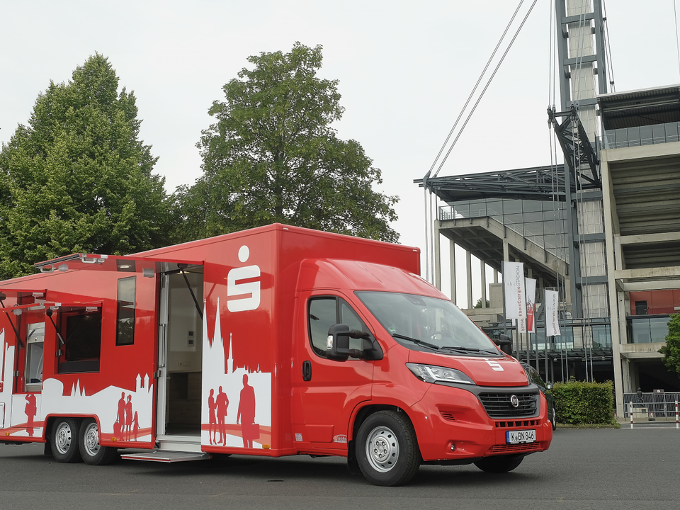 Eine mobile Filialen der Sparkasse Köln-Bonn | Foto: Sparkasse KölnBonn