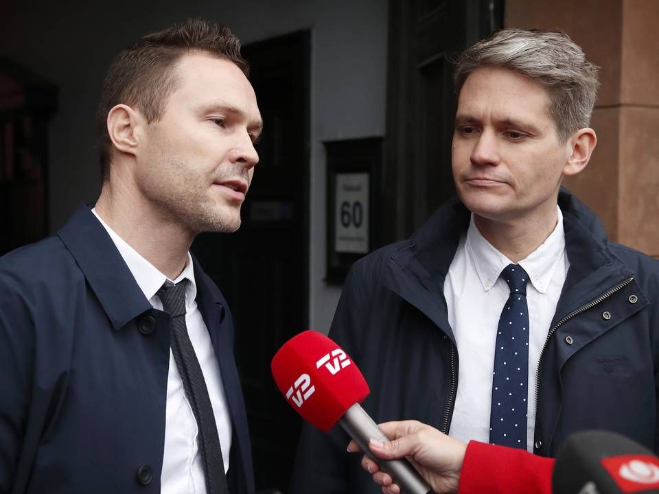 Anklagerne i sagen mod LTF er Lasse Biehl (tv) og Emil Folker fra henholdsvis Københavns Politi og Statsadvokaten i København. | Foto: Jens Dresling/Ritzau Scanpix