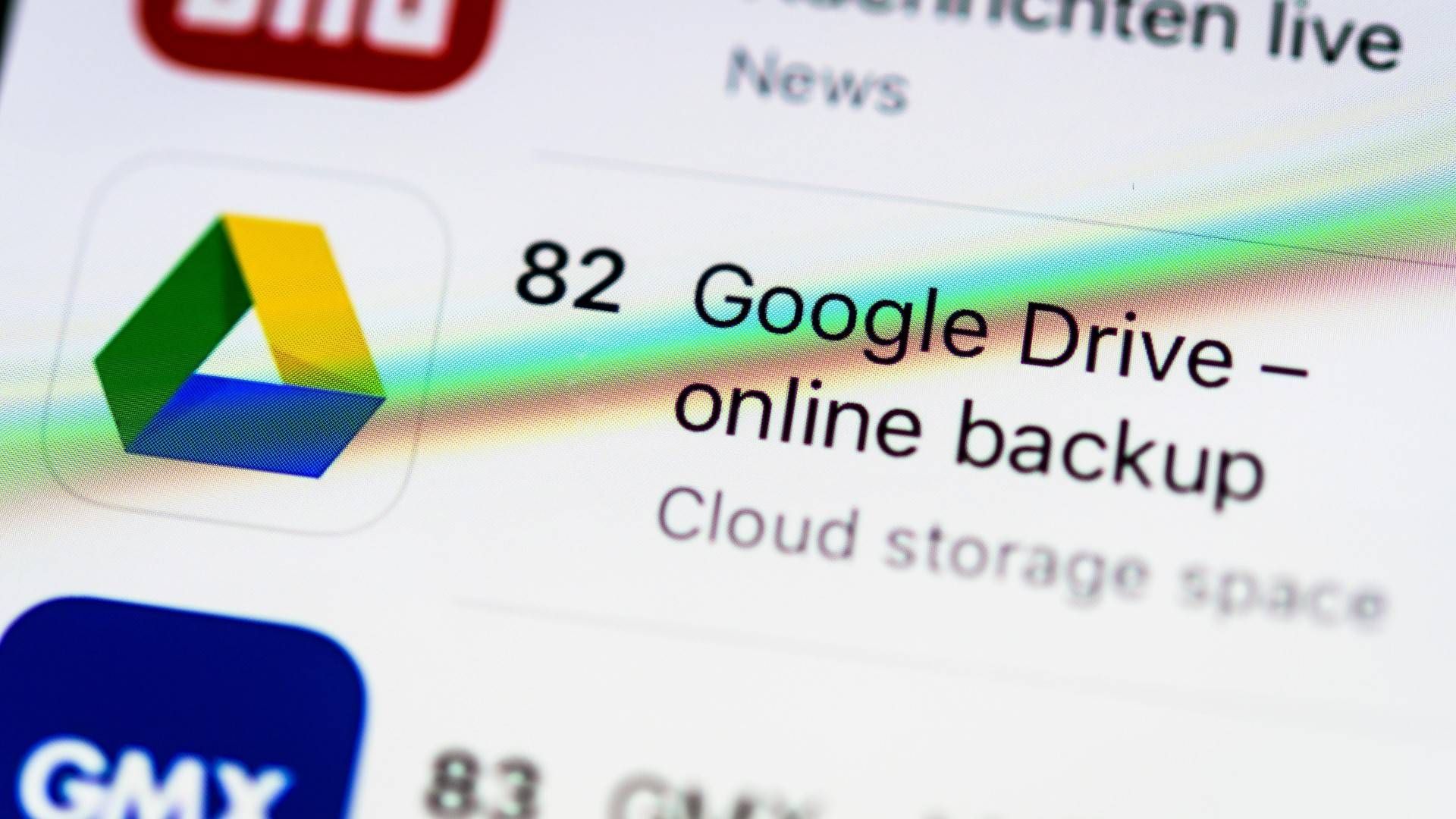 Google Drive, Cloud Storage, App-Icon, Anzeige auf einem Displa | Foto: picture alliance / imageBROKER