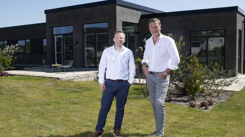 Huscompagniets adm. direktør Martin Ravn-Nielsen (th.) og finansdirektør Mads Dehlsen Winther. | Foto: Gregers Tycho