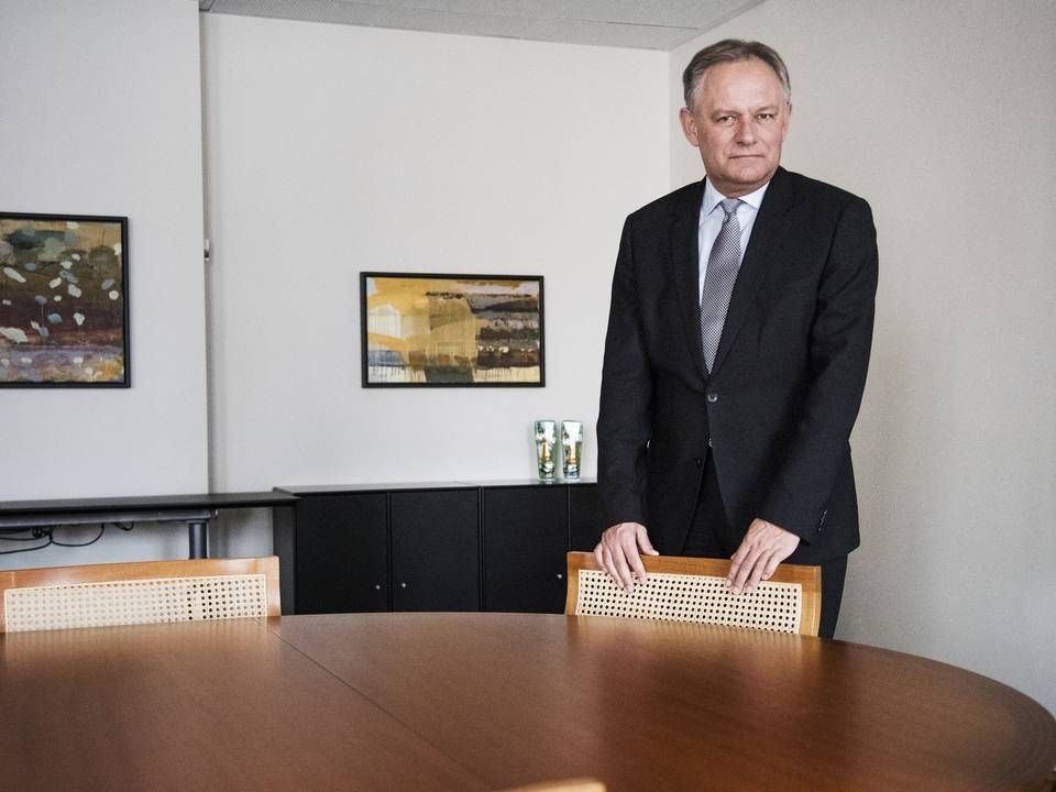 Adm. direktør i Vestjysk Bank, Jan Ulsø Madsen, har flere store problemer på sit bord. | Foto: Gregers Tycho/ERH