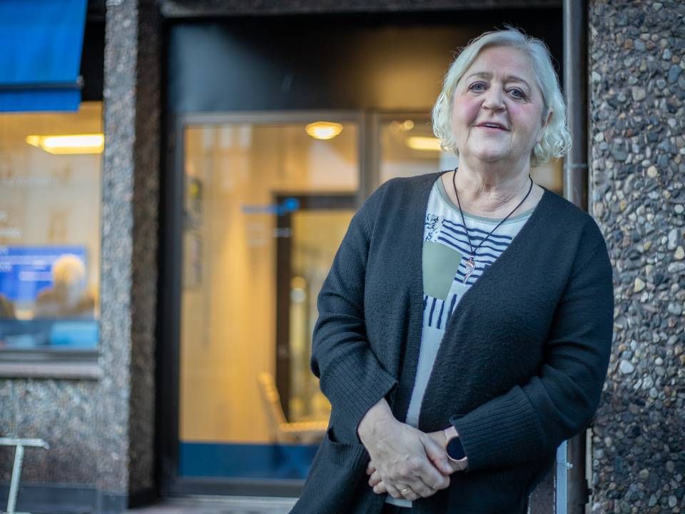 Kirstin Sletten har jobbet for Nordea i Narvik i 47 år og har blitt en populær skikkelse både lokalt og i konsernet. | Foto: Vilde Øines Nybakken