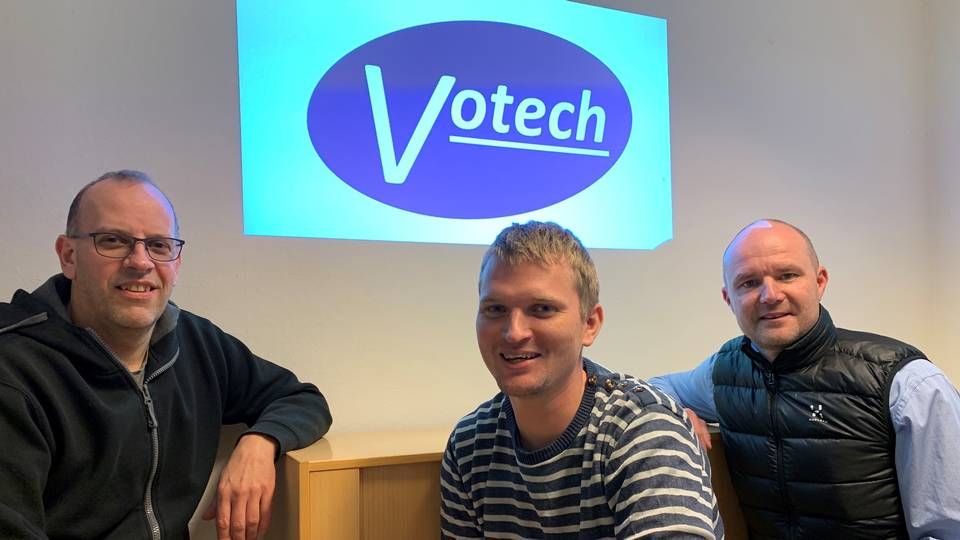 Fra venstre: Adm. direktør i Votech, Lars Nygaard, medejer Thomas Boll og medejer samt ejer af Ingemann Larsen, Per Larsen. | Foto: PR Votech
