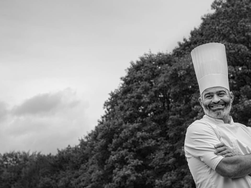 Wassim Hallal er ejer og chefkok på Restaurant Frederikshøj i Aarhus. I 2015 fik restauranten en Michelin-stjerne, som efterfølgende er blevet bevaret hvert år. | Foto: Casper Dalhoff/JPA