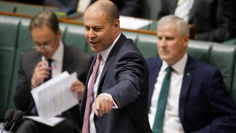 Den australske finansminister, Josh Frydenberg, har stået i spidsen for lovforslag, der tvinger Facebbok og Google til at betale for nyheder. | Foto: Rod Mcguirk/AP/Ritzau Scanpix