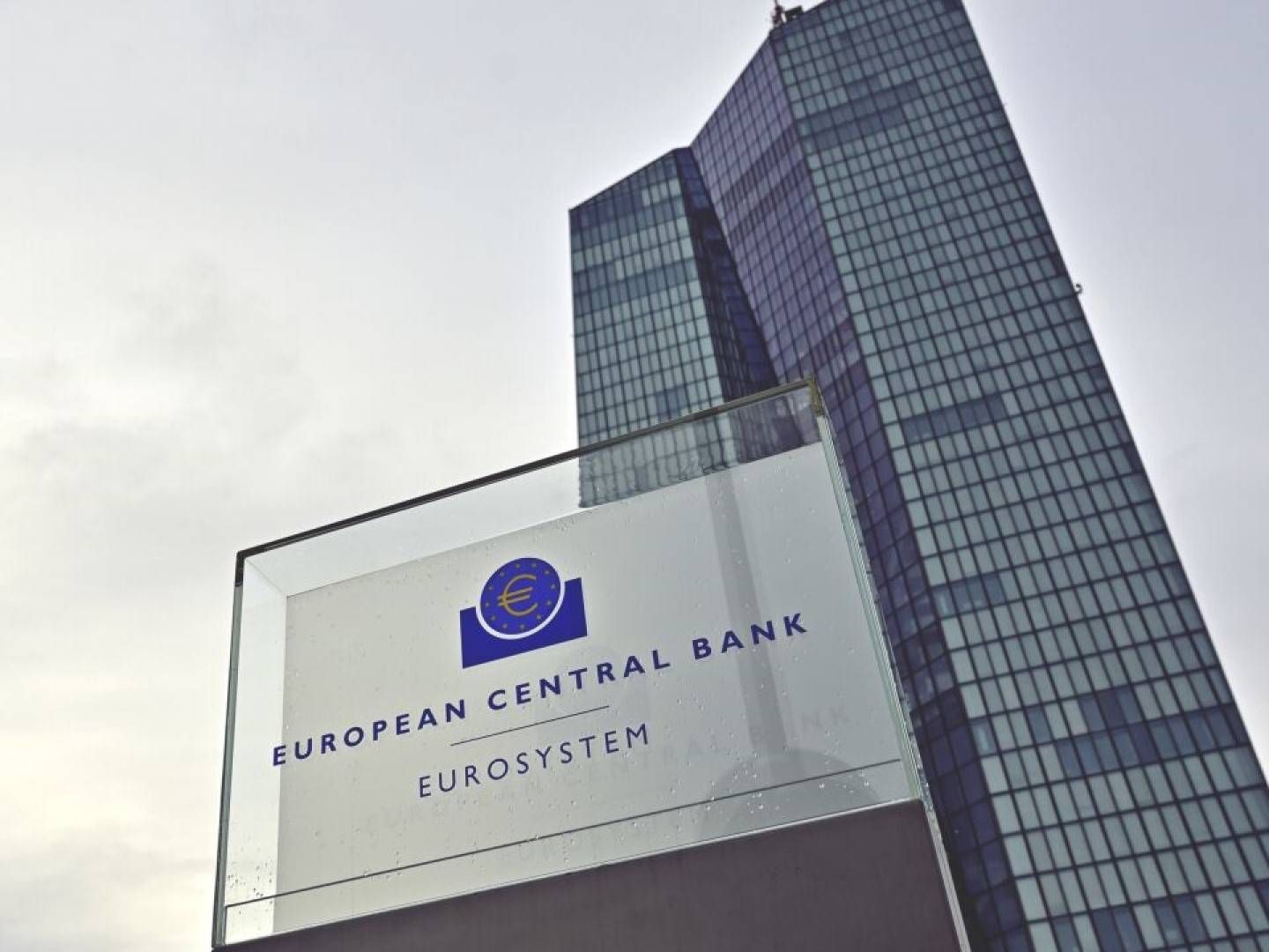 Die Europäische Zentralbank in Frankfurt. | Foto: picture alliance / Daniel Kubirski | Daniel Kubirski