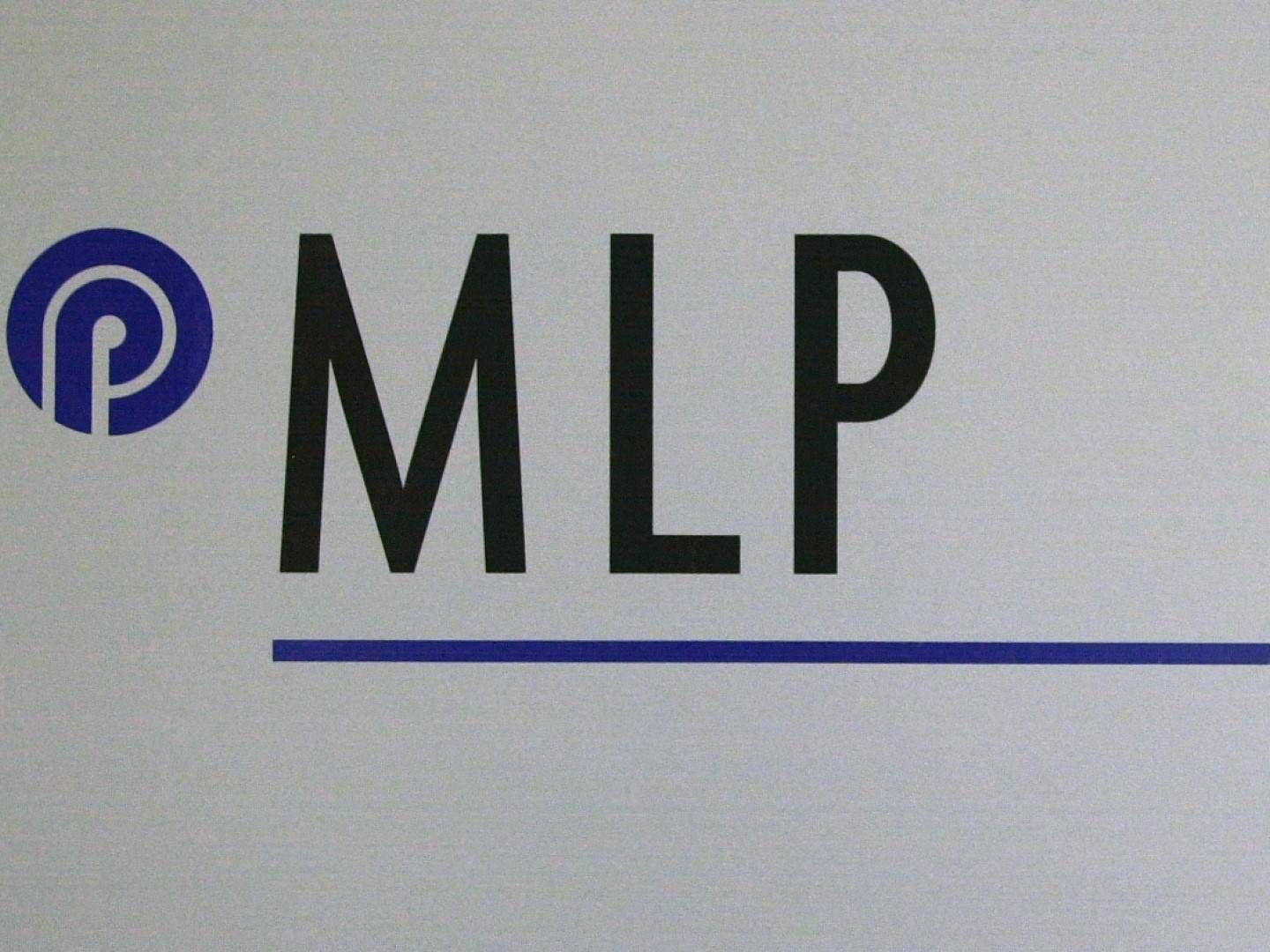 Das Logo des Finanzdienstleisters MLP. | Foto: picture-alliance / Sven Simon | SVEN SIMON