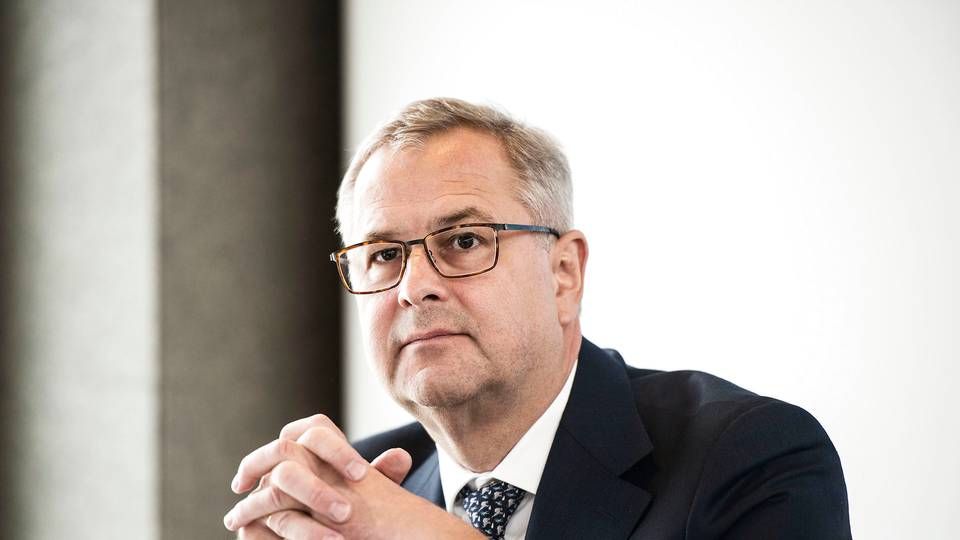 Søren Skou, CEO i Maersk, har måttet holde møde med de amerikanske søfartsmyndigheder om logistikproblemer på containermarkedet.