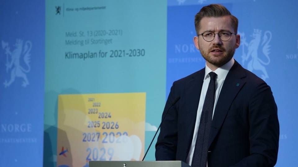 Klima- og miljøminister Sveinung Rotevatn presenterer klimaplanen på pressekonferansen | Foto: Martin Lerberg Fossum/KLD