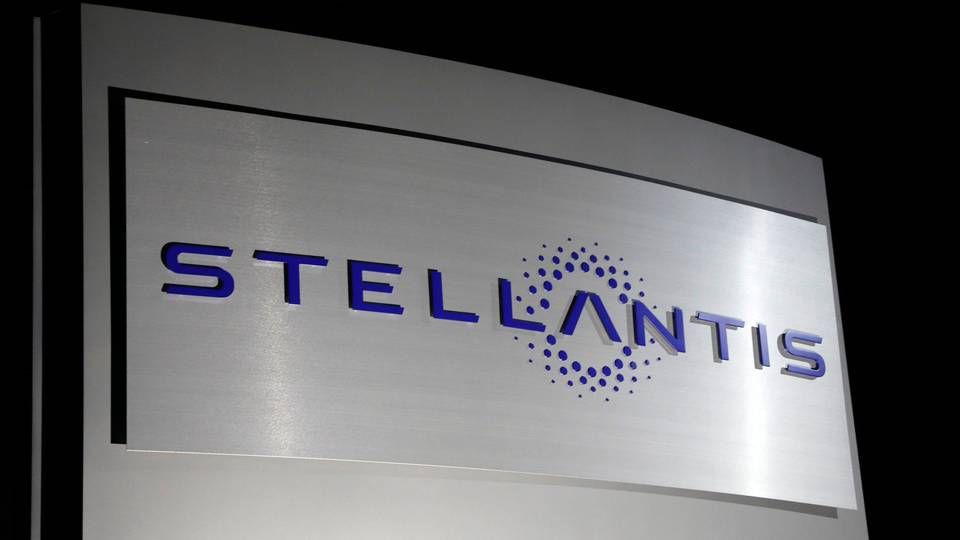 Stellantis, der havde første handelsdag på børsen mandag, stiger tirsdag 2,7 pct. til 13,88 euro på børsen i Milano. | Foto: JEFF KOWALSKY/AFP / AFP