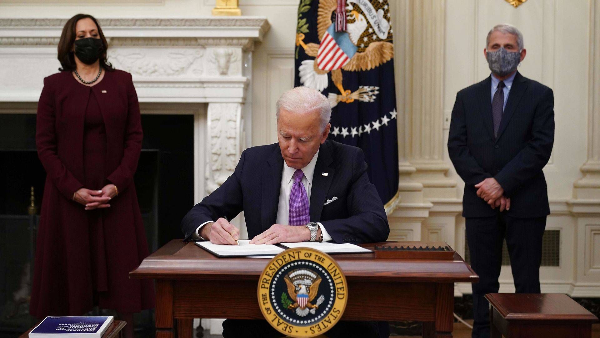 Før Biden underskrev dekreterne, præsenterede han sin regerings plan for håndteringen af coronavirus. | Foto: Mandel Ngan/AFP/Ritzau Scanpix