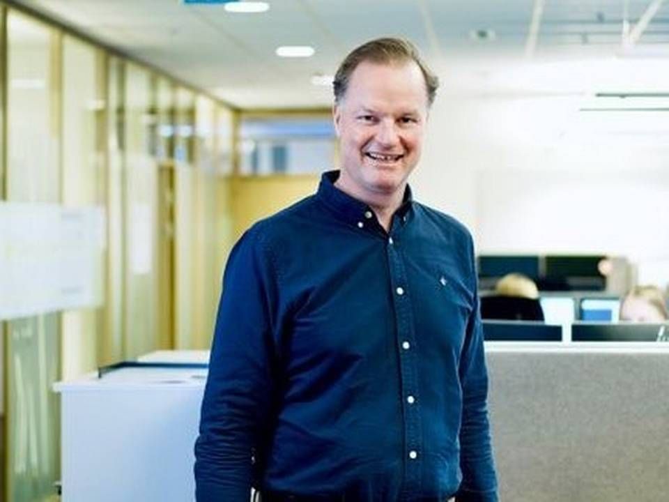 FRISØR: Sbanken-sjef Øyvind Thomassen sier han ikke vil klippe håret før Sbanken igjen troner øverst på kundetilfredshet. | Foto: Sbanken