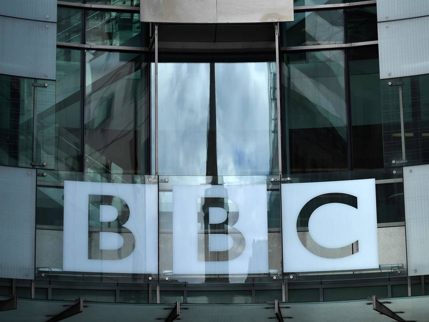 Kinas myndigheder mener, at BBC på alvorlig vis har brudt reglerne for nyhedsformidling i Kina, herunder at nyhederne skal være "sandfærdige og fair", hedder det. | Foto: Ben Stansall/AFP / AFP