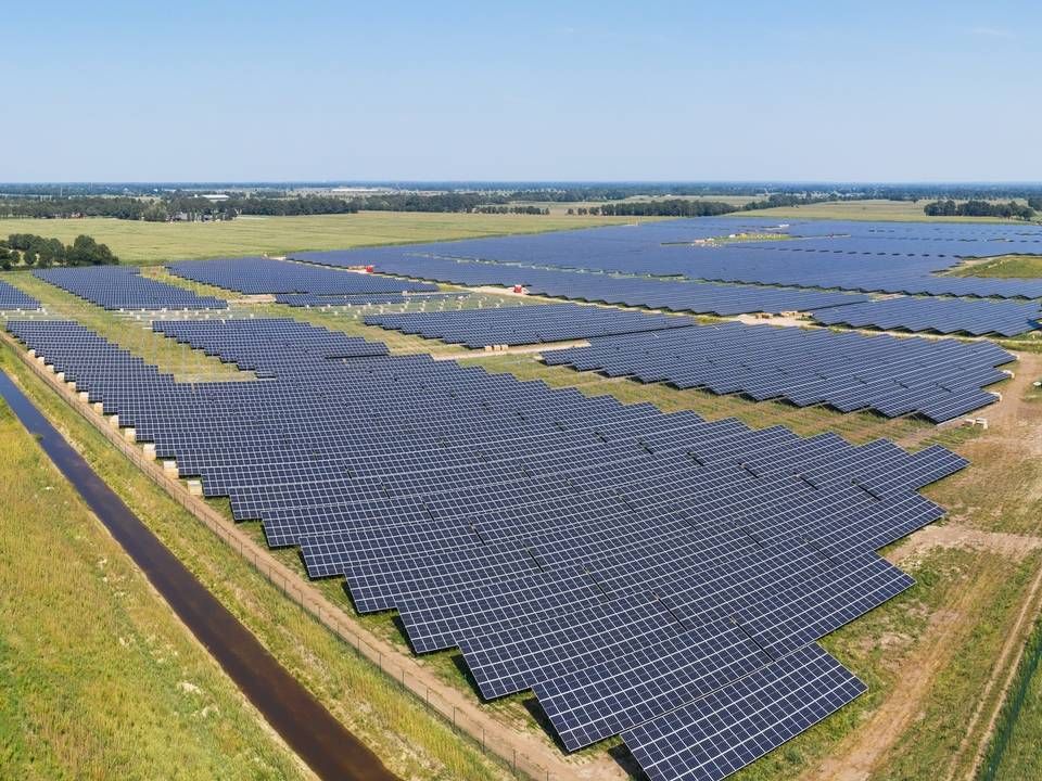 En stor del af rådgivningen inden for vedvarende energi er tæt forbundet med rådgivning inden for fast ejendom. Det gælder eksempelvis, når man vil bygge et solcelleanlæg, hvor man kan få brug for rådgivning vedrørende lokalplanlægning, lejekontrakter og erhvervelse af jord. | Foto: PR Obton