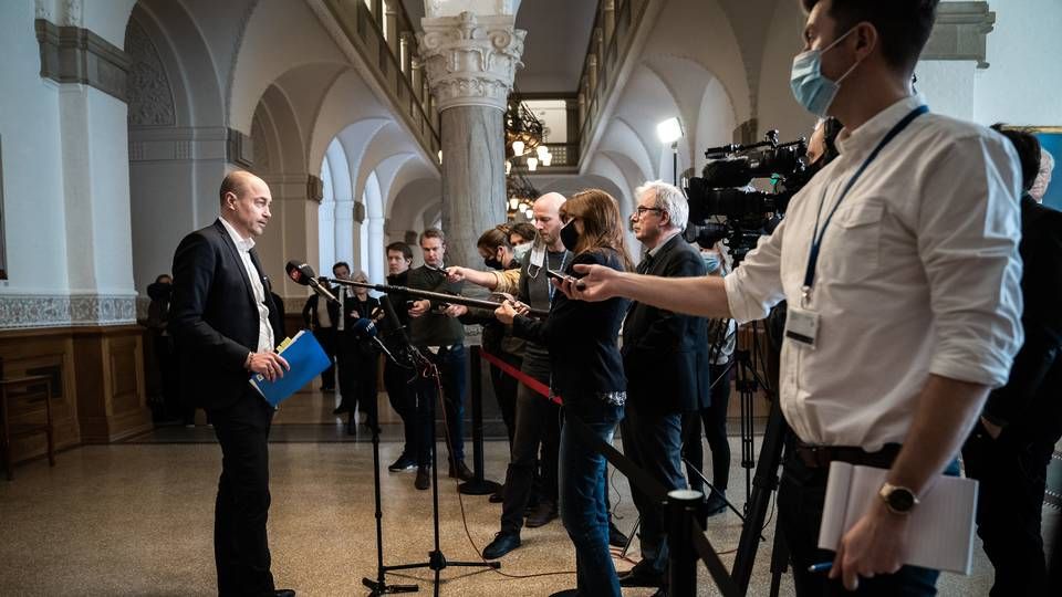 Loven indeholder mere magt til Folketinget, som den siddende sundhedsminister fremover skal henvende sig til for at få opbakning til eventuelle indgreb. | Foto: Emil Helms