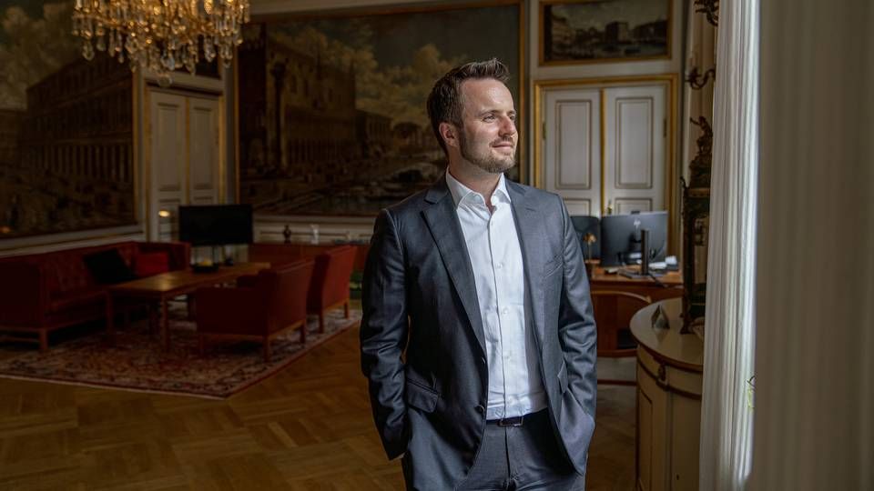 Simon Kollerup (S), erhvervsminister, nedsætter nu en arbejdsgruppe, der skal sikre, at flere i ejendomsmæglerbranchen overholder reglerne. | Foto: Stine Bidstrup/ERH