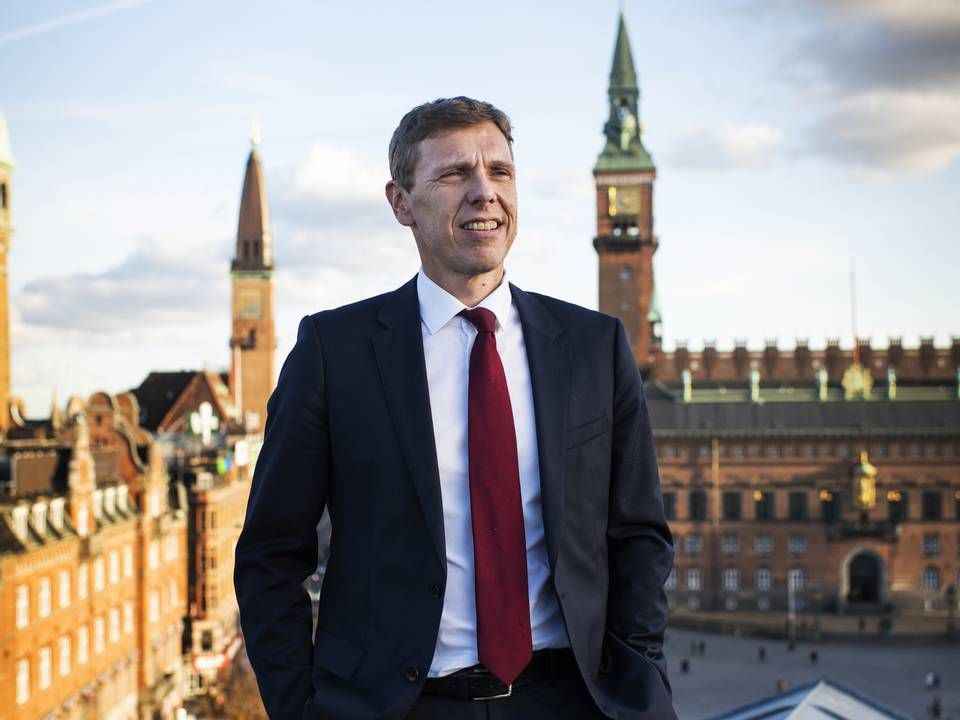 "Hvis man har en ambition om at være et ledende advokatfirma, skal digitalisering og udnyttelse af nye teknologier være højt på dagsordenen," siger Martin Lavesen, ledende partner i DLA Piper. | Foto: Gregers Tycho/ERH