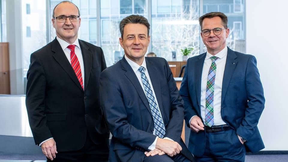 Vorstände der Volksbank Freiburg (von links): Stephan Heinisch, Uwe Barth (Vorsitz) und Volker Spietenborg | Foto: Volksbank Freiburg