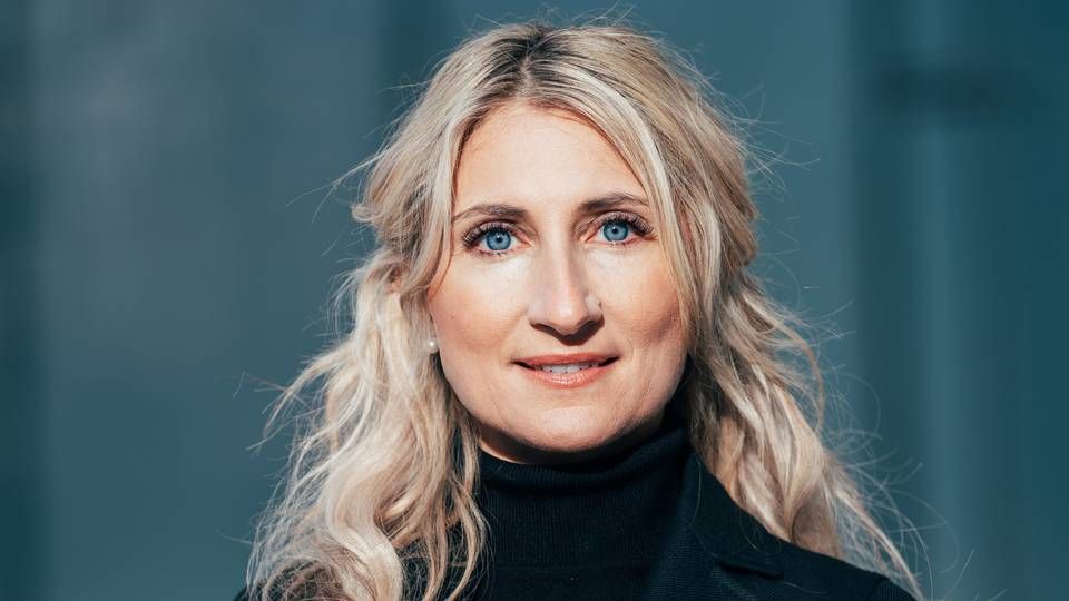 Kristina Løye har stor erfaring fra den finansielle sektor - bl.a. fra Danske Bank, BNP Paribas og Finanstilsynet. I dag er hun compliancechef i Nets. | Foto: PR/Mike Sønderby