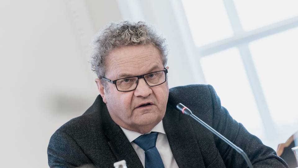 "Mulighederne for at snyde statskassen er til stede, opdagelsesrisikoen er begrænset, og er uheldet ude, er straffen så uproportionelt lav, at den ikke har nogen præventiv virkning overhovedet," siger Preben Bang Henriksen til Information og Finans. | Foto: Aleksander Klug