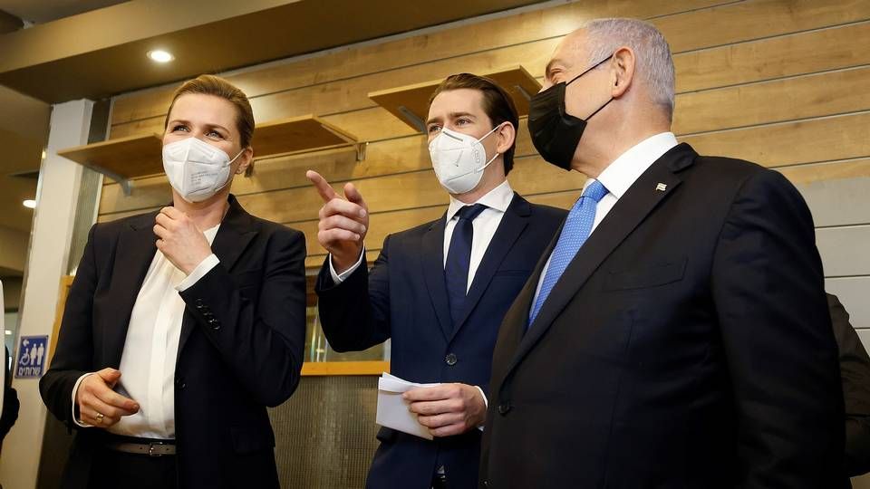 Statsminister Mette Frederiksen, den israelske premierminister Benjamin Netanyahu og den østrigske kansler, Sebastian Kurz besøger fitnesscenteret Holmes Place i byen Modiin torsdag den 4. marts 2021. | Foto: Dragan Tatic/Østrigs Kanslerkont