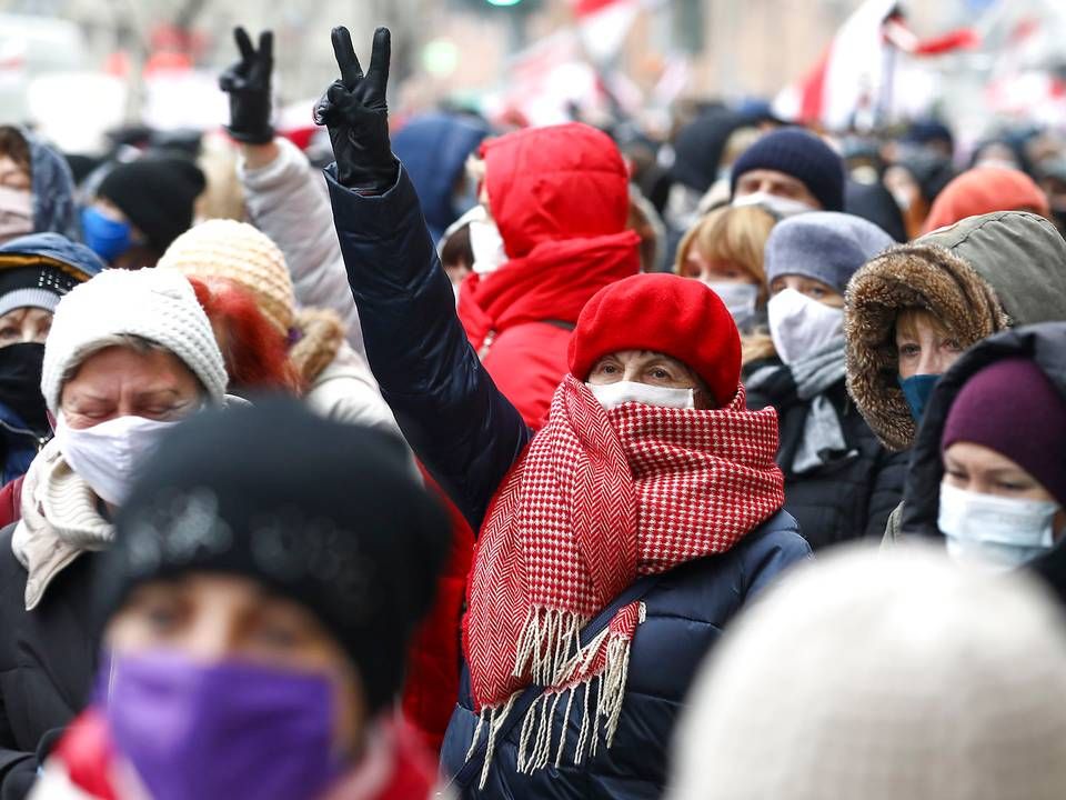 Demonstranter demonstrerer mod udfaldet af præsidentvalget i Hviderusland tilbage i november. | Foto: Uncredited/AP/Ritzau Scanpix