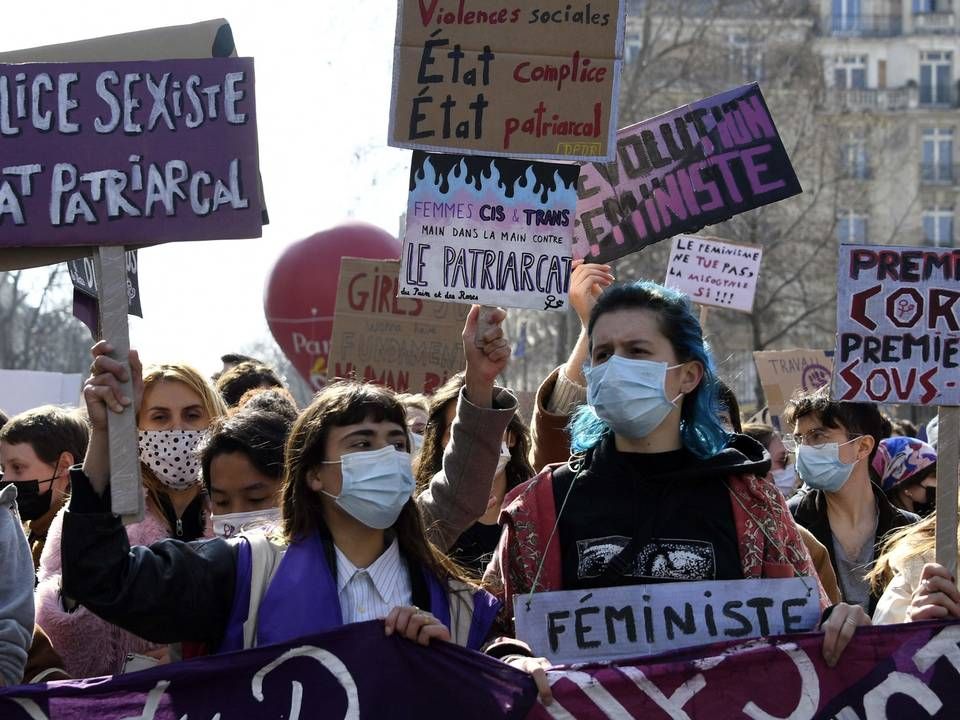 Der var demonstrationer flere steder i verden i anledning af kvindernes internationale kampdag. På billedet er kvinder i Frankrig på gaden. | Foto: BERTRAND GUAY/AFP / AFP