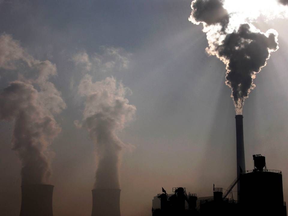 1200 kr. i afgift pr. ton CO2 er anbefalingen fra miljøvismændene. | Foto: David Gray/Reuters/Ritzau Scanpix