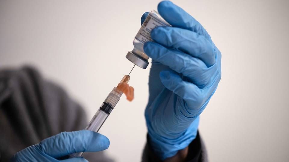 EU har kun vaccineret omkring halvt så mange som der er blevet vaccineret i USA. | Foto: JOHN MOORE/AFP / GETTY IMAGES NORTH AMERICA