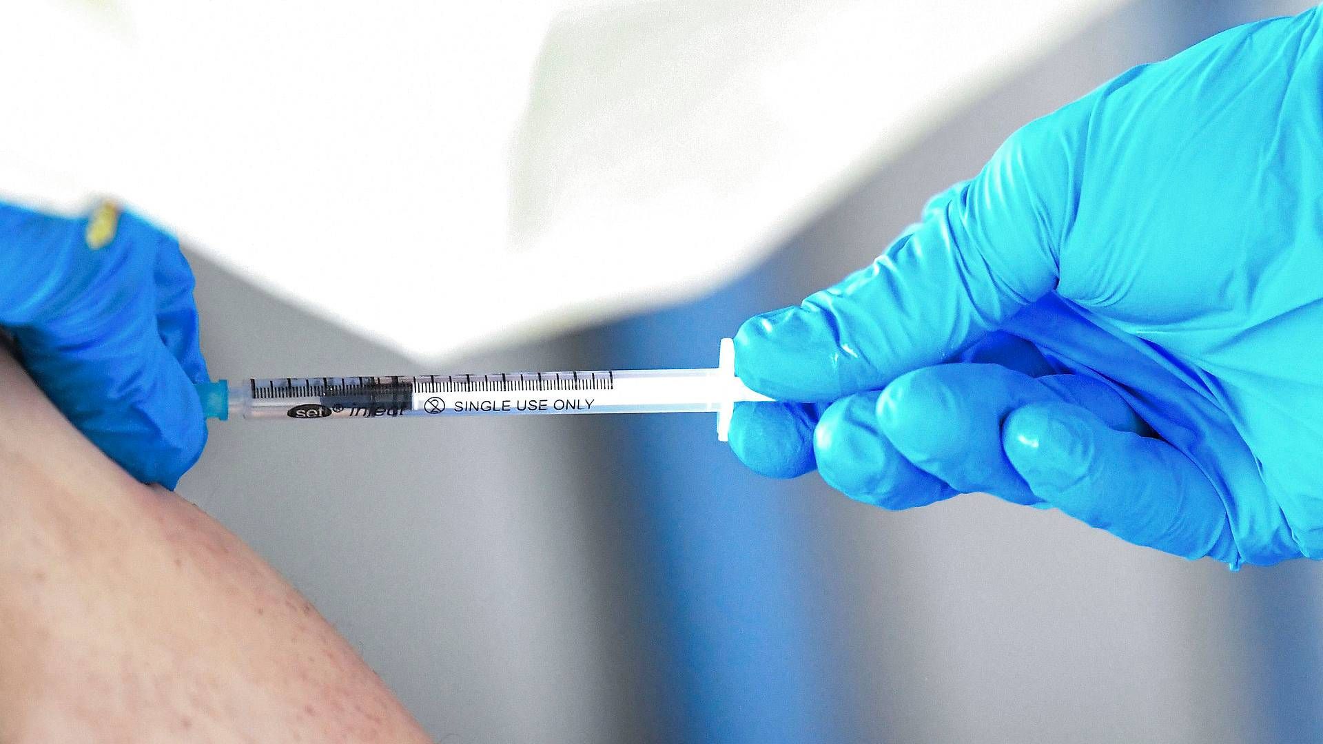Novo Nordisk Fonden bekræfter at være i kontakt med regeringen om mulig vaccineproduktion. | Foto: Hasan Bratic/AP/Ritzau Scanpix