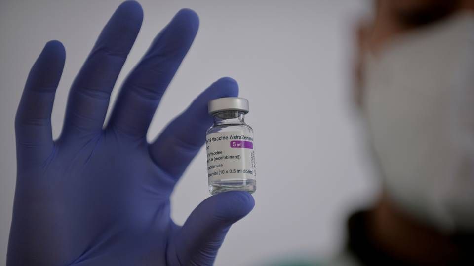 I Norge, Danmark, Østrig og Italien er der konstateret enkelte tilfælde af blodpropper hos personer, der har modtaget vaccinen fra Astrazeneca. | Foto: Flavio Lo Scalzo/REUTERS / X06609