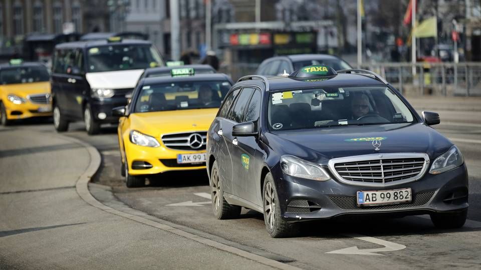 Det bliver dyrere at få et taxakørekort i fremtiden. | Foto: Jens Dresling