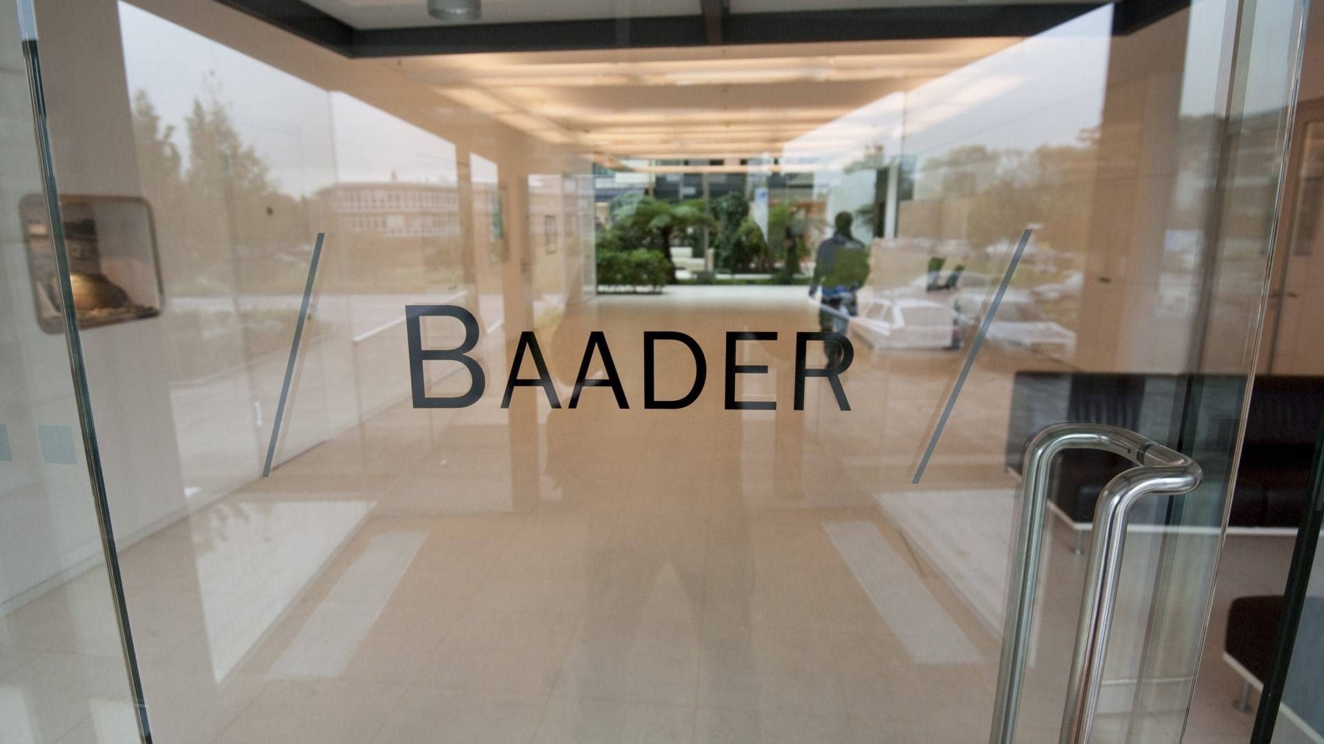 Logo der Baader Bank an einer Glastür | Foto: picture alliance / dpa | Andreas Gebert