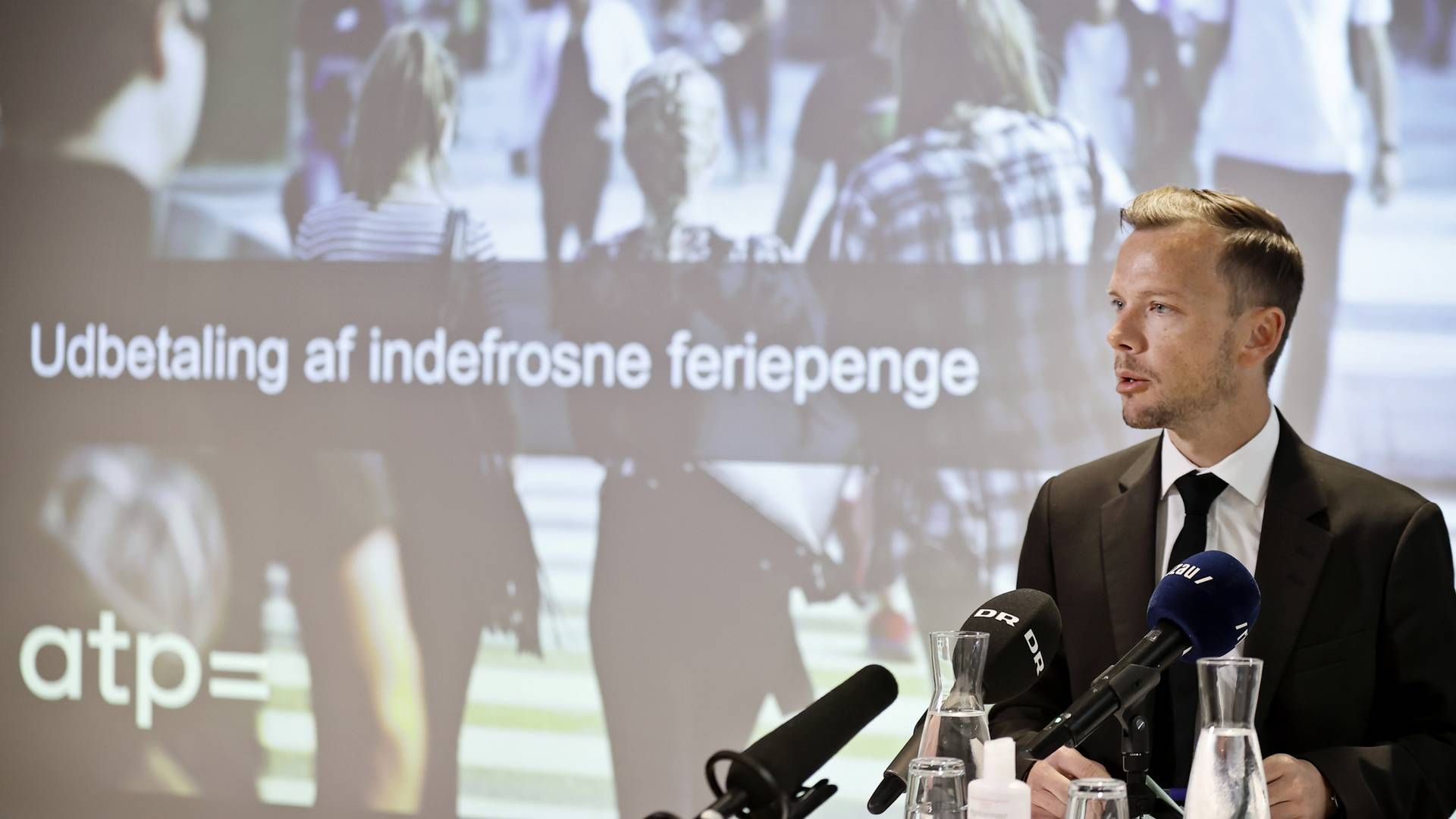 Beskæftigelsesminister Peter Hummelgaard på et pressemøde om udbetaling af de første feriepenge. | Foto: Jens Dresling