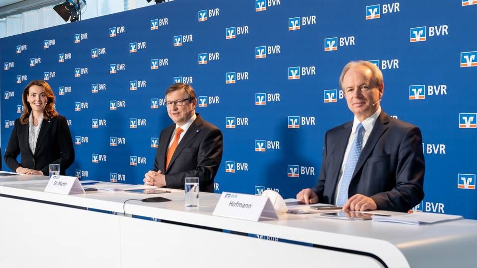 BVR-Präsidentin Marija Kolak mit ihren männlichen Vorstandsmitgliedern Andreas Martin (Mitte) und Gerhard Hofmann. | Foto: BVR