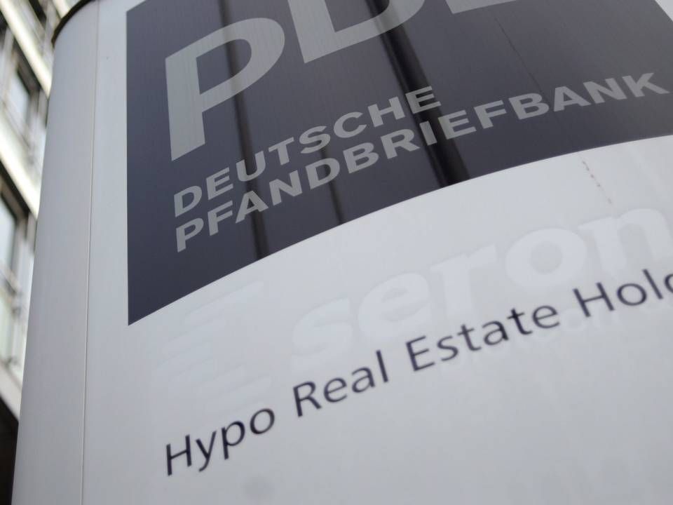 Das Firmenlogo der Hypo Real Estate Holding GmbH. | Foto: picture alliance / dpa | Andreas Gebert