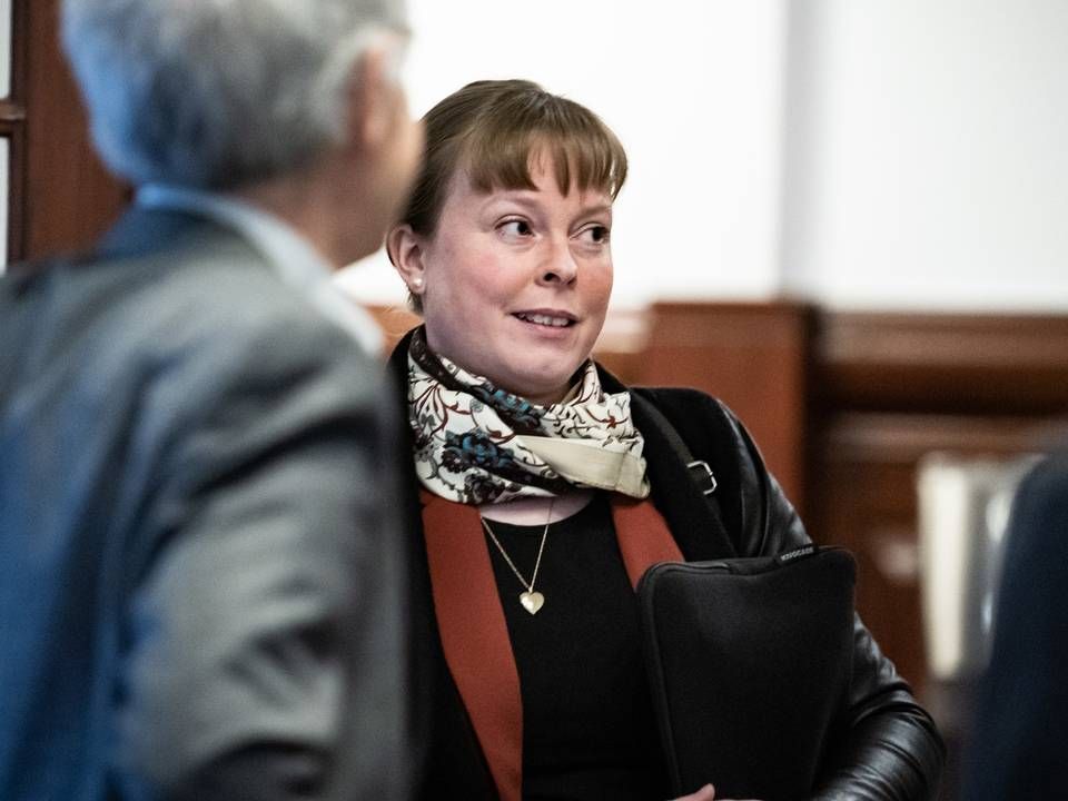 Regeringen er nu klar med mere hjælp til ugeaviser, siger kulturminister Joy Mogensen: "Vi skal værne om det nære lokale demokrati, som ugeaviserne er en vigtig medspiller i." | Foto: Emil Helms