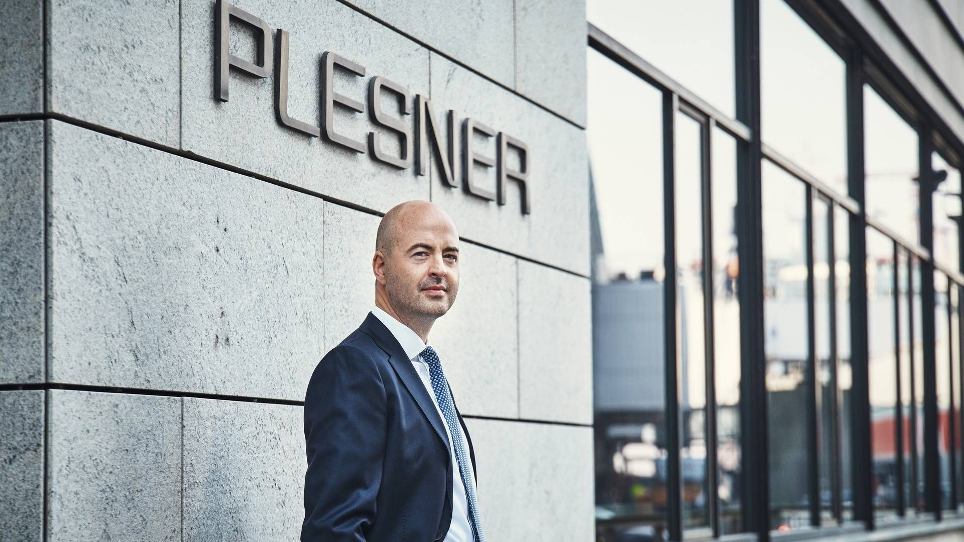 "Det er en enorm interessant ledelsesmæssig opgave at være ledende partner i en partnerdrevet virksomhed," siger Niklas Korsgaard Christensen. | Foto: Jeppe Carlsen